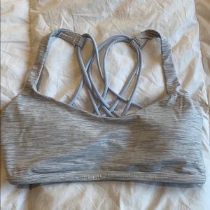 Lululemon sports bra